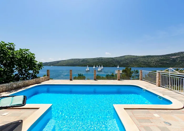 Seaside Villa Near Trogir - Poljica