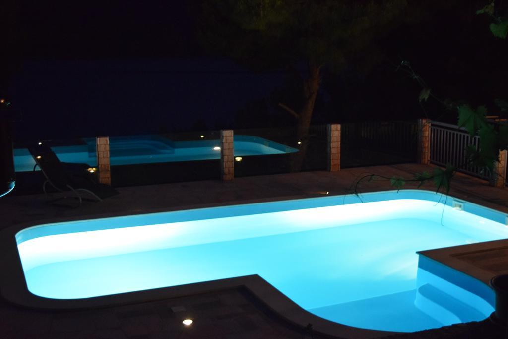 Seaside Near Trogir - Poljica Villa *