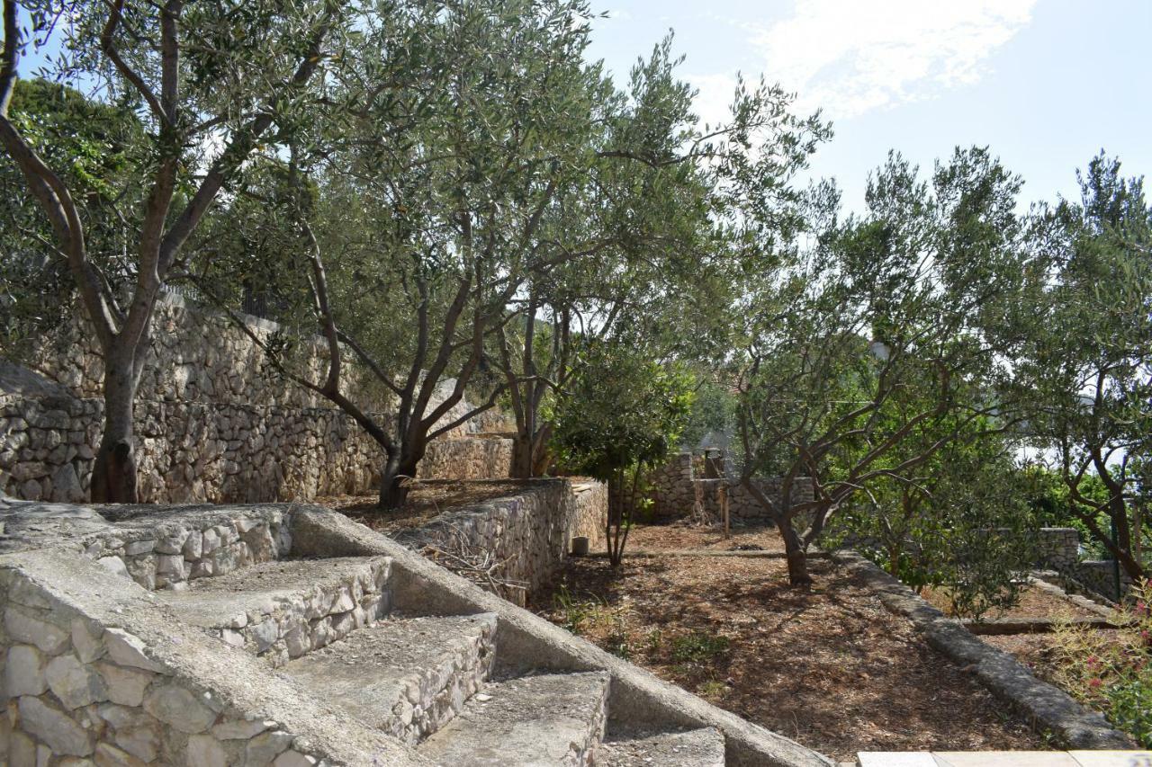 Seaside Near Trogir - Poljica